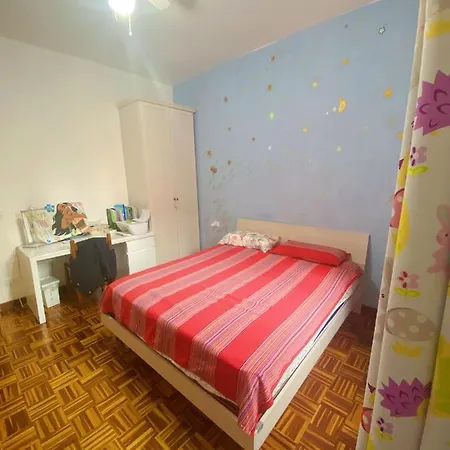 Just For Girls Guest house *